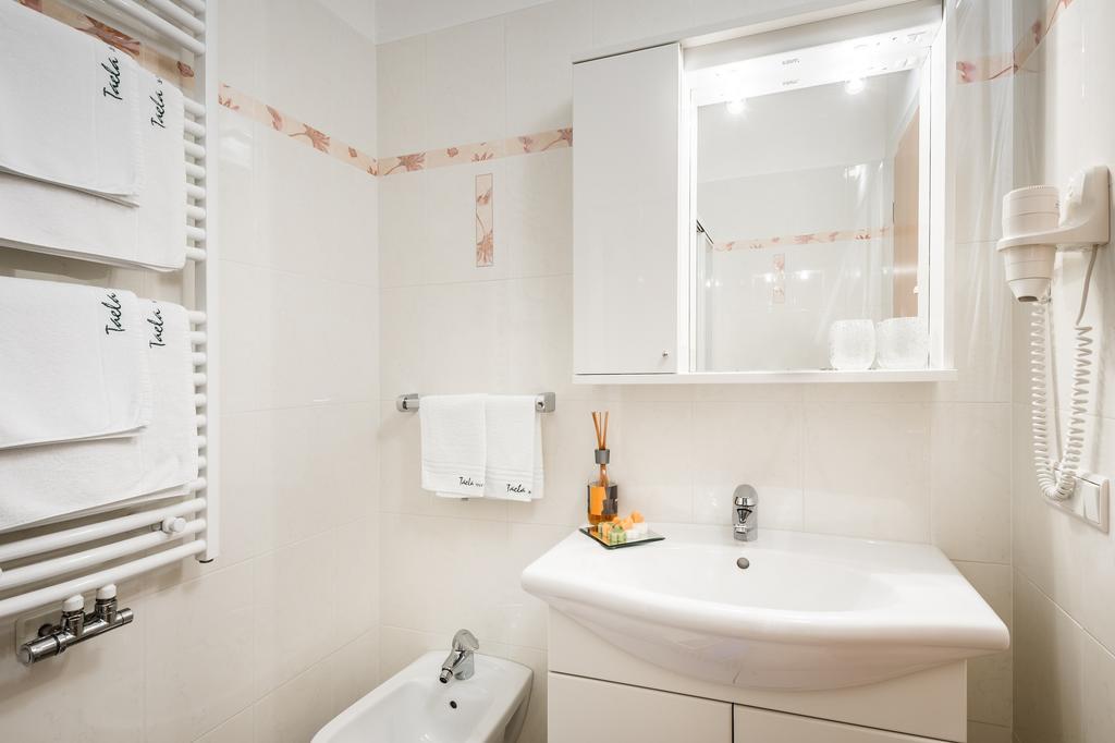Taela Apartments ซานกัสซิอาโน ภายนอก รูปภาพ